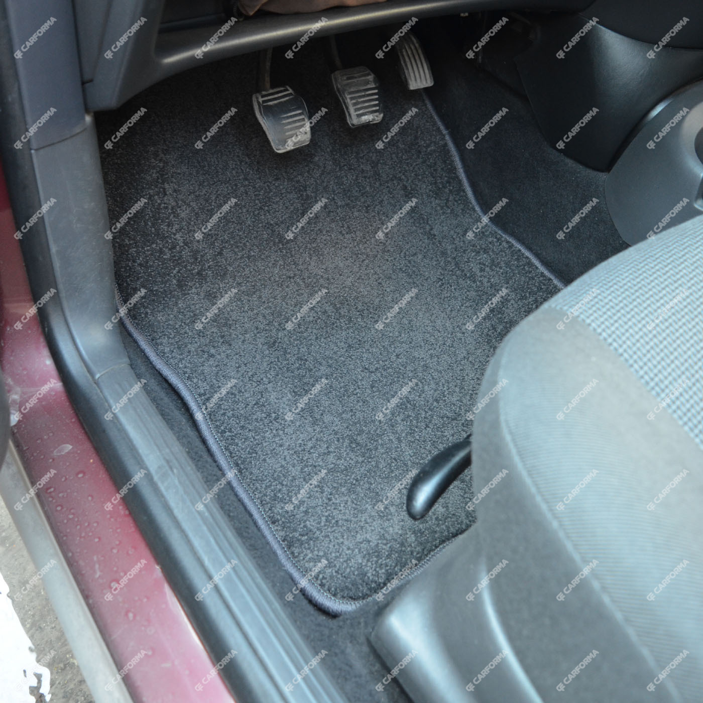 Коврики на Ford Focus I 1998 - 2005 в Йошкар-Оле Коврики на Ford Focus I 1998 - 2005 в Йошкар-Оле