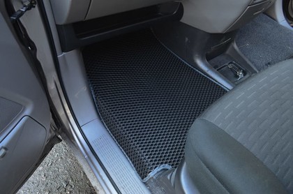 Ворсовые коврики на Toyota Noah (R60) 2001 - 2007 в Йошкар-Оле