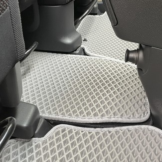 Ворсовые коврики на Nissan Serena (C27) 2016 - 2022 в Йошкар-Оле