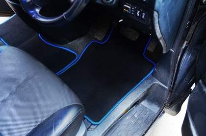 Ворсовые коврики на Nissan Elgrand (E51) 2002 - 2010 в Йошкар-Оле