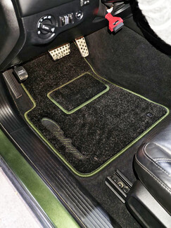 Коврики на Dodge Challenger III 2008&nbsp;-&nbsp;2023 в Йошкар-Оле