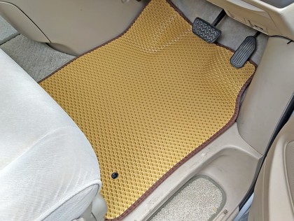 Ворсовые коврики на Toyota Alphard (H10) 2002 - 2008 в Йошкар-Оле