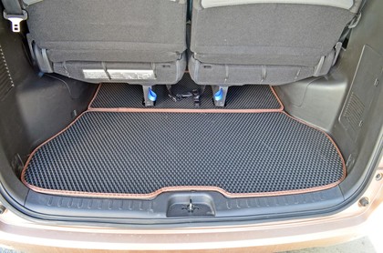 Коврики на Nissan Serena (C26) 2010 - 2016 в Йошкар-Оле