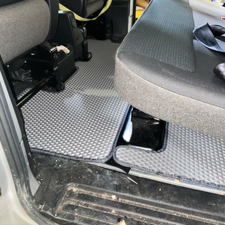 Коврики на Mitsubishi Delica D:3 2011 - 2019 в Йошкар-Оле