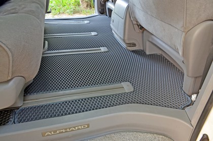 Ворсовые коврики на Toyota Alphard (H10) 2002 - 2008 в Йошкар-Оле