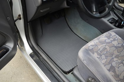 Ворсовые коврики на Toyota Avensis I 1997 - 2002 в Йошкар-Оле