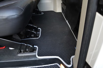 EVA коврики на Volkswagen Caravelle (T6.1) 2019 - 2024 в Йошкар-Оле