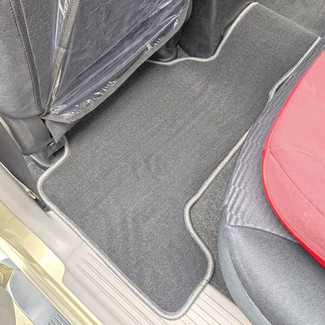 Ворсовые коврики на Mitsubishi Montero Sport II 2008 - 2016 в Йошкар-Оле