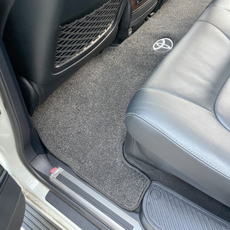 Ворсовые коврики на Toyota Land Cruiser 200 2007 - 2021 в Йошкар-Оле