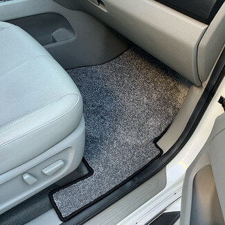 Ворсовые коврики на KIA Carnival III 9 мест и 11 мест 2014 - 2021 в Йошкар-Оле Ворсовые коврики на KIA Carnival III 9 мест и 11 мест 2014 - 2021 в Йошкар-Оле