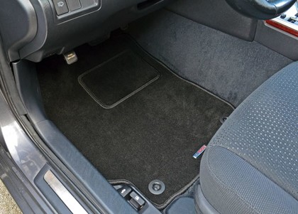 Ворсовые коврики на Toyota Camry (XV50) 2011 - 2018 в Йошкар-Оле