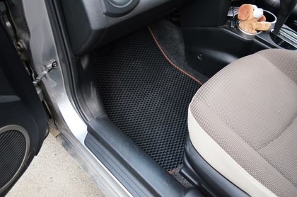 Коврики на Mazda Verisa 2004 - 2015 в Йошкар-Оле