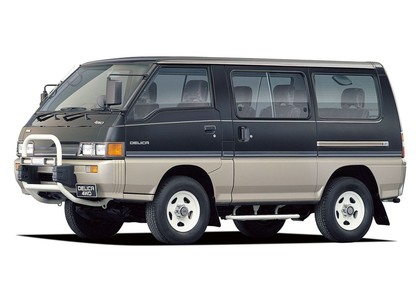 Коврики на Mitsubishi Delica 3 1986 - 1999 в Йошкар-Оле