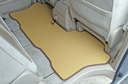 Ворсовые коврики на Toyota Alphard (H10) 2002 - 2008 в Йошкар-Оле