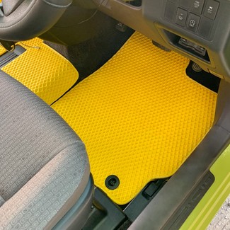Ворсовые коврики на Toyota Porte II 2012 - 2020 в Йошкар-Оле