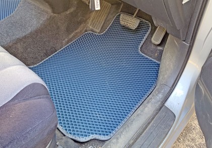 Ворсовые коврики на Toyota Wish I 2003 - 2009 в Йошкар-Оле