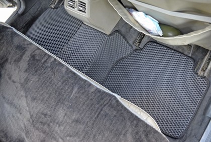 Ворсовые коврики на Mercedes E (W210) 1995 - 2002 в Йошкар-Оле
