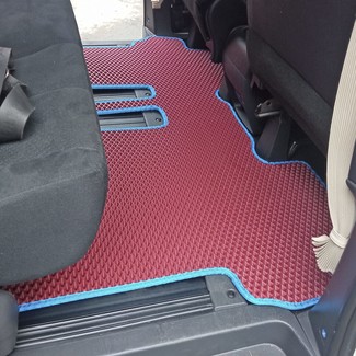 Коврики на Mitsubishi Delica D:5 2007 - 2025 в Йошкар-Оле