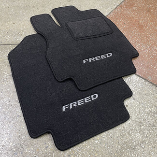 Коврики на Honda Freed Spike 2010 - 2016 в Йошкар-Оле Коврики на Honda Freed Spike 2010 - 2016 в Йошкар-Оле