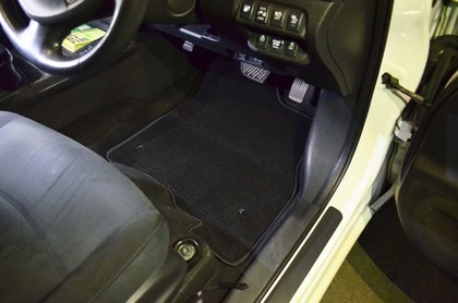 Ворсовые коврики на Nissan Leaf (AZE0) 2012 - 2017 в Йошкар-Оле