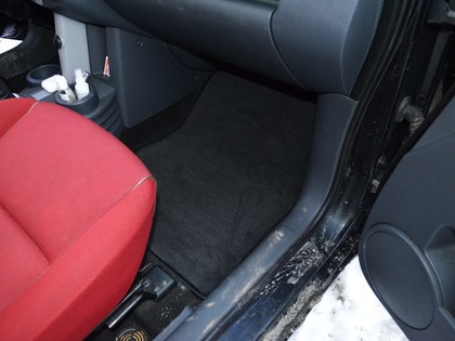 Ворсовые коврики на Mitsubishi Colt VI 2002 - 2012 в Йошкар-Оле
