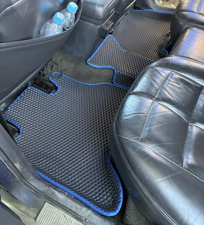 Ворсовые коврики на Jeep Grand Cherokee (ZJ) 1992 - 1999 в Йошкар-Оле Ворсовые коврики на Jeep Grand Cherokee (ZJ) 1992 - 1999 в Йошкар-Оле