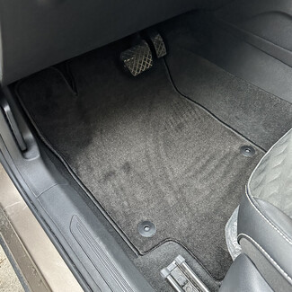 Ворсовые коврики на Skoda Kamiq (Европа) 2019 - 2026 в Йошкар-Оле Ворсовые коврики на Skoda Kamiq (Европа) 2019 - 2026 в Йошкар-Оле