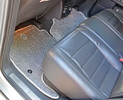 Ворсовые коврики на Volkswagen Touareg I 2002 - 2010 в Йошкар-Оле