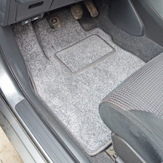 Ворсовые коврики на Nissan Tiida (C11) 2004 - 2014 в Йошкар-Оле