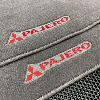 Коврики на Mitsubishi Pajero IV 2006 - 2021 в Йошкар-Оле
