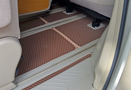 Ворсовые коврики на Toyota Estima III 2006 - 2019 в Йошкар-Оле