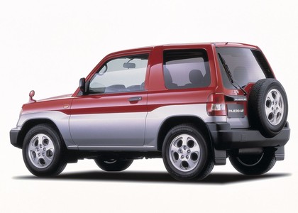 Ворсовые коврики на Mitsubishi Pajero iO 1998 - 2007 в Йошкар-Оле