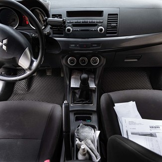 Коврики на Mitsubishi Lancer Evolution X 2007 - 2016 в Йошкар-Оле