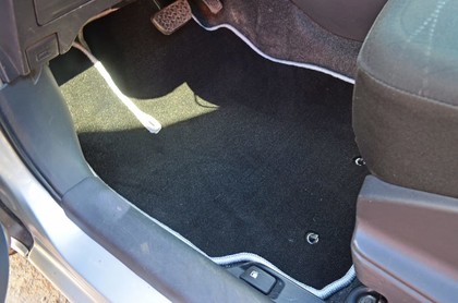 Ворсовые коврики на Toyota Yaris II 2005 - 2011 в Йошкар-Оле