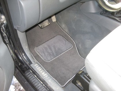 Ворсовые коврики на Jeep Liberty (KJ) 2001 - 2007 в Йошкар-Оле