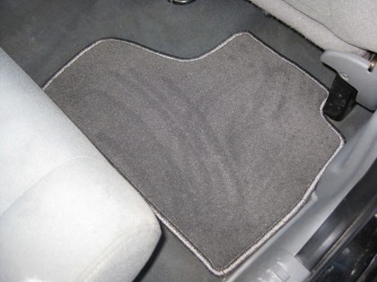 Ворсовые коврики на Jeep Liberty (KJ) 2001 - 2007 в Йошкар-Оле