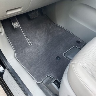 Ворсовые коврики на KIA Carnival III 9 мест и 11 мест 2014 - 2021 в Йошкар-Оле Ворсовые коврики на KIA Carnival III 9 мест и 11 мест 2014 - 2021 в Йошкар-Оле