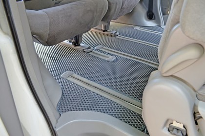 Ворсовые коврики на Toyota Alphard (H10) 2002 - 2008 в Йошкар-Оле