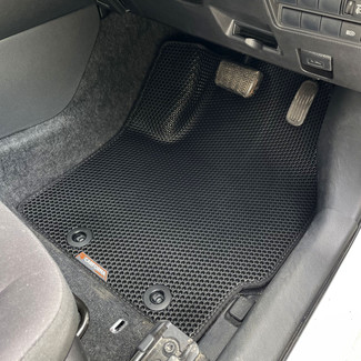 Ворсовые коврики на Toyota Yaris Cross 2020 - 2025 в Йошкар-Оле