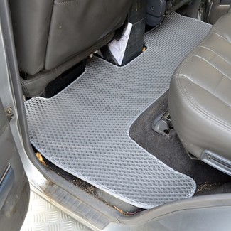 Ворсовые коврики на Toyota Land Cruiser 70 2006 - 2025 в Йошкар-Оле