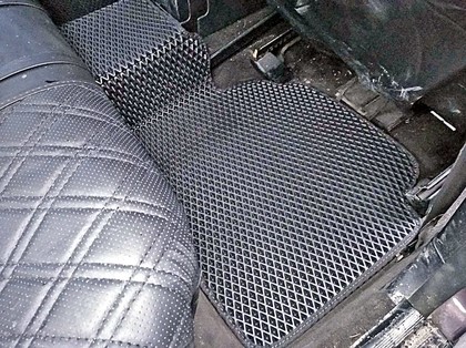 Ворсовые коврики на Mercedes 190 (W201) 1982 - 1993 в Йошкар-Оле