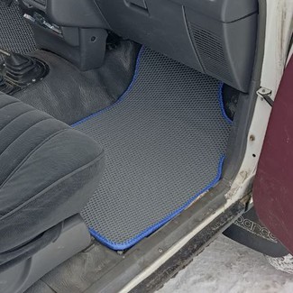 Коврики на Toyota 4runner II 1989 - 1995 в Йошкар-Оле