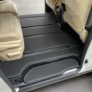 EVA коврики на Toyota Vellfire (H30) 2015 - 2023 в Йошкар-Оле