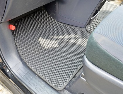 Ворсовые коврики на Toyota Esquire (R80) 2014 - 2021 в Йошкар-Оле