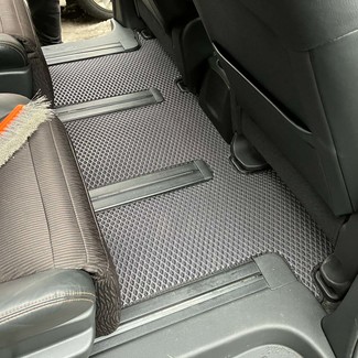 Ворсовые коврики на Nissan Elgrand (E52) 2010 - 2025 в Йошкар-Оле