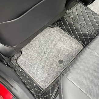 Ворсовые коврики на Toyota Camry (XV70) 2017 - 2024 в Йошкар-Оле