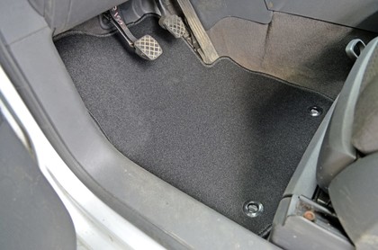 Ворсовые коврики на Volkswagen Touran 2003 - 2015 в Йошкар-Оле