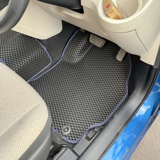 Коврики на Toyota Sienta II 2015 - 2022 в Йошкар-Оле