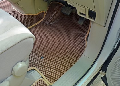 Ворсовые коврики на Toyota Estima III 2006 - 2019 в Йошкар-Оле