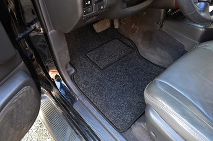 Ворсовые коврики на Infiniti QX4 1996 - 2003 в Йошкар-Оле